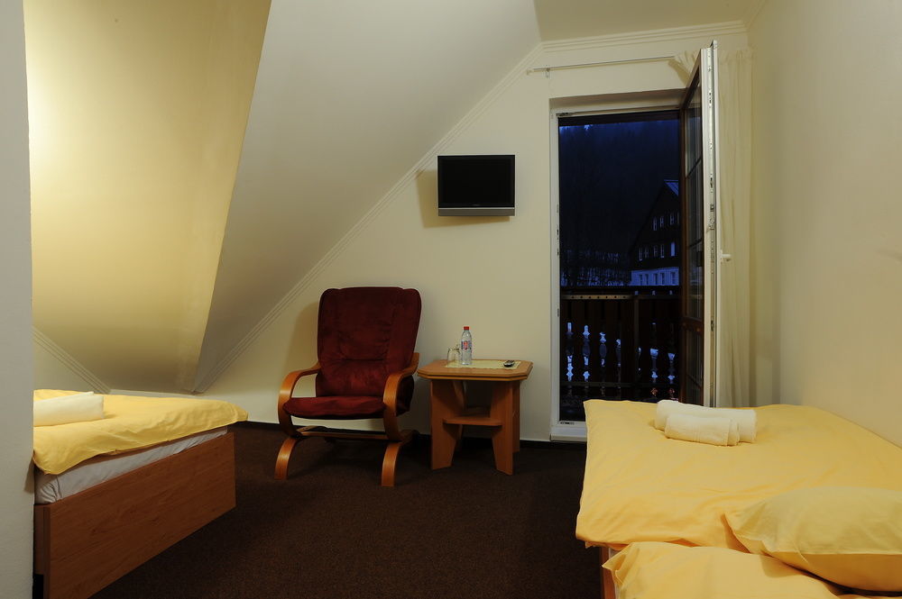 Wellness Penzion Jarmilka S Privatnim Wellness Bedřichov Buitenkant foto